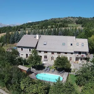 Maison d'hôtes D'hôtes La Grange Des Ecrins Chabottes